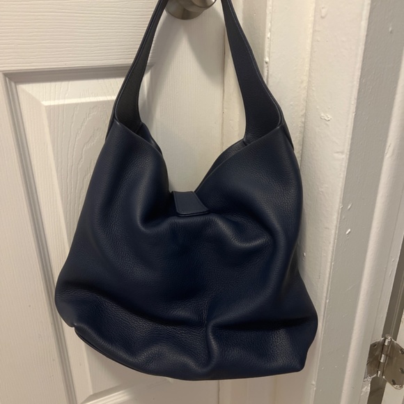 Dooney & Bourke purse - Picture 2 of 7